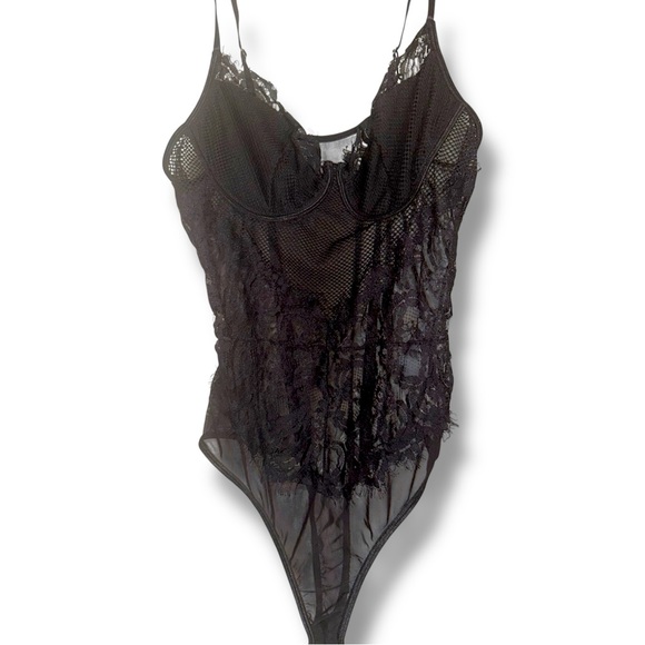 NWOT Black Lace & Mesh Lingerie Bodysuit w/Adjustable Straps – Sexy&Elegant XL - Picture 1 of 4